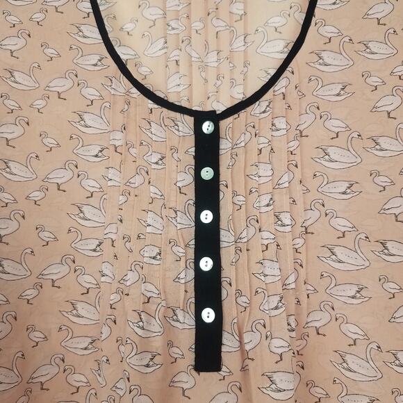 Forever 21 | Light Pink Sheer Top Swans Print - Picture 4 of 6